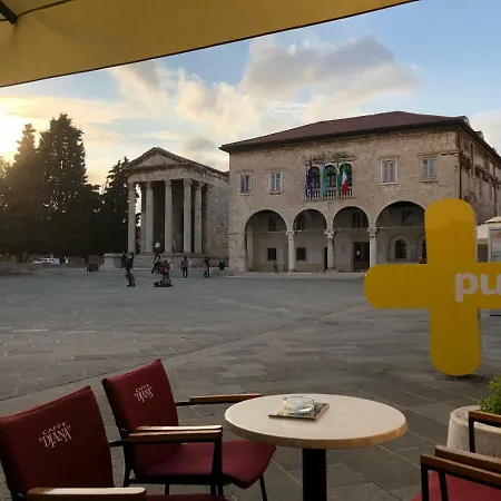 Апартаменты Vecchio Mercato Пула