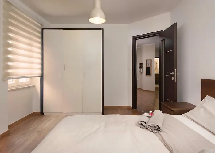 Vecchio Mercato * 풀라